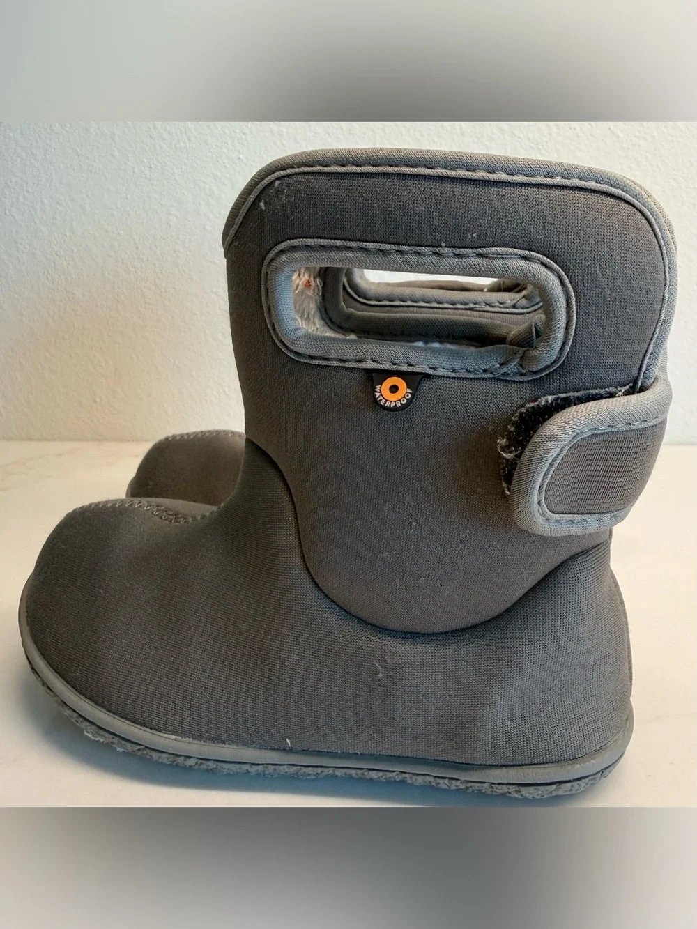 BOGS Baby Winter Boots Gray Faux Fur Kids Size 9